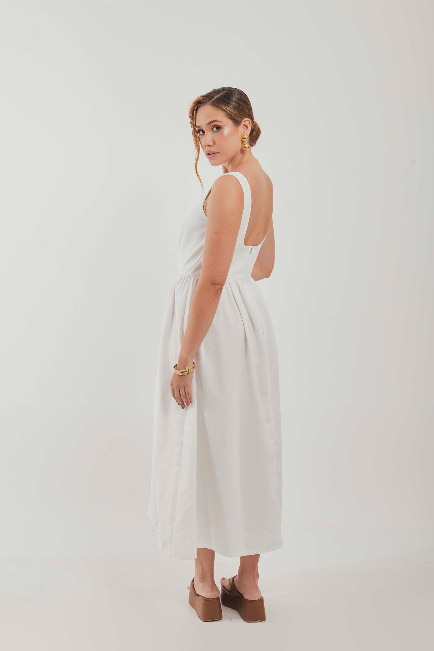 VESTIDO HELECHO