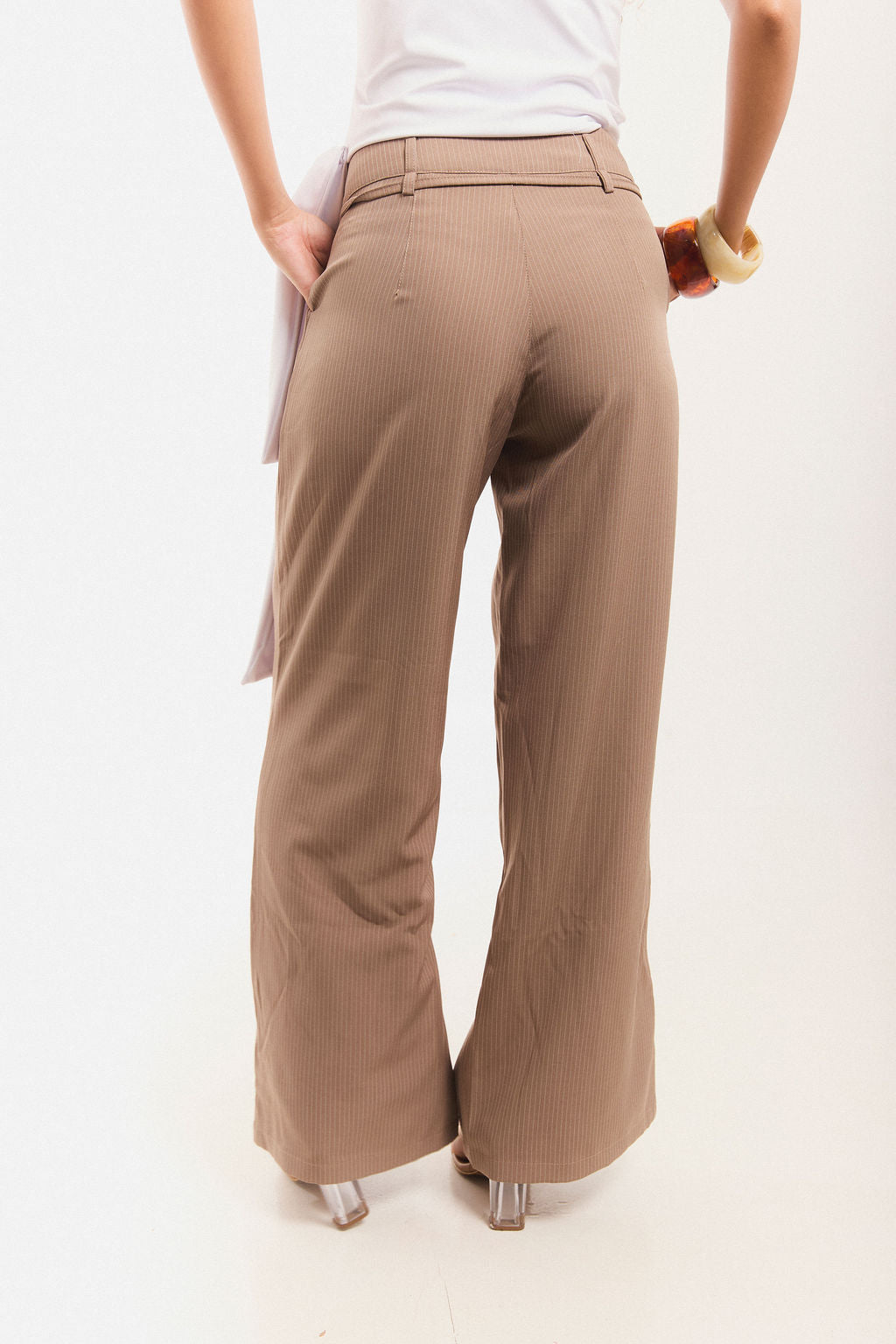 PANTALÓN RAYAS HERENCIA en cafe
