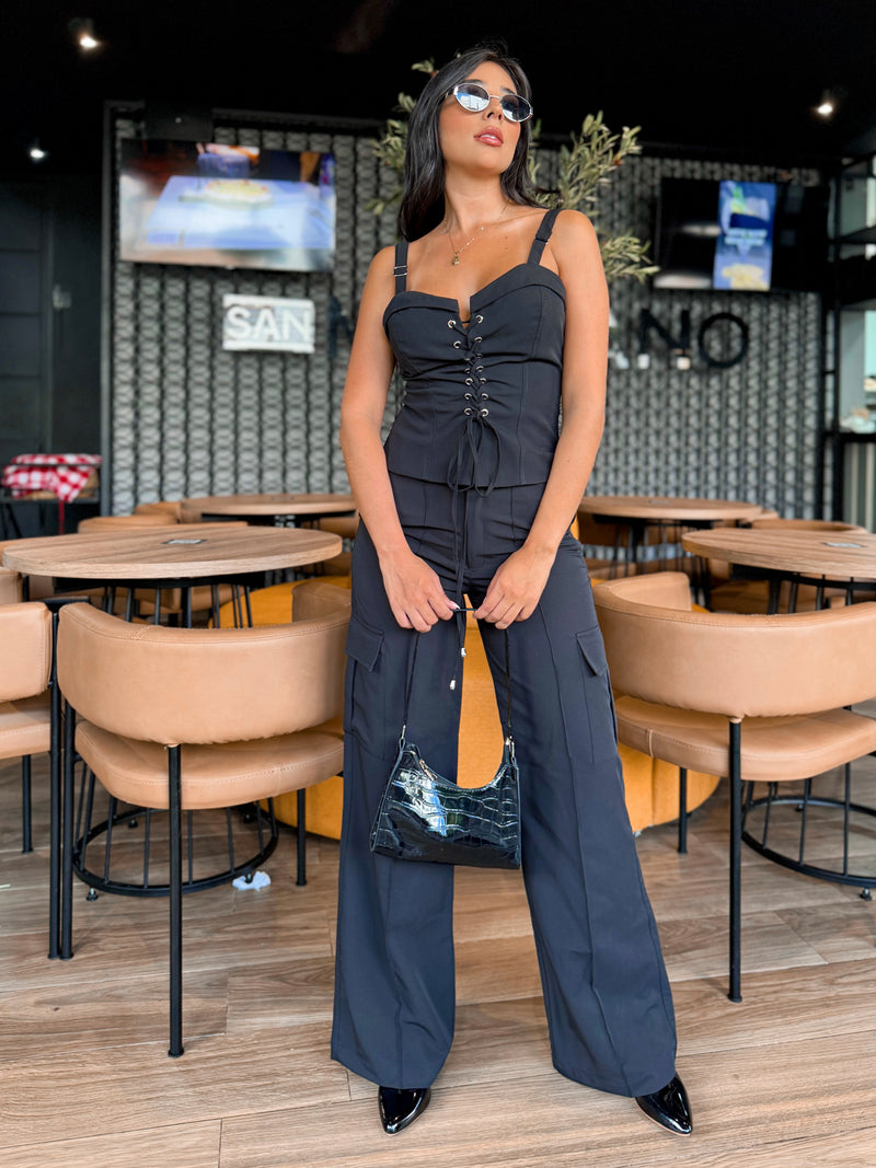 CARGO PANTS NEGRO en negro