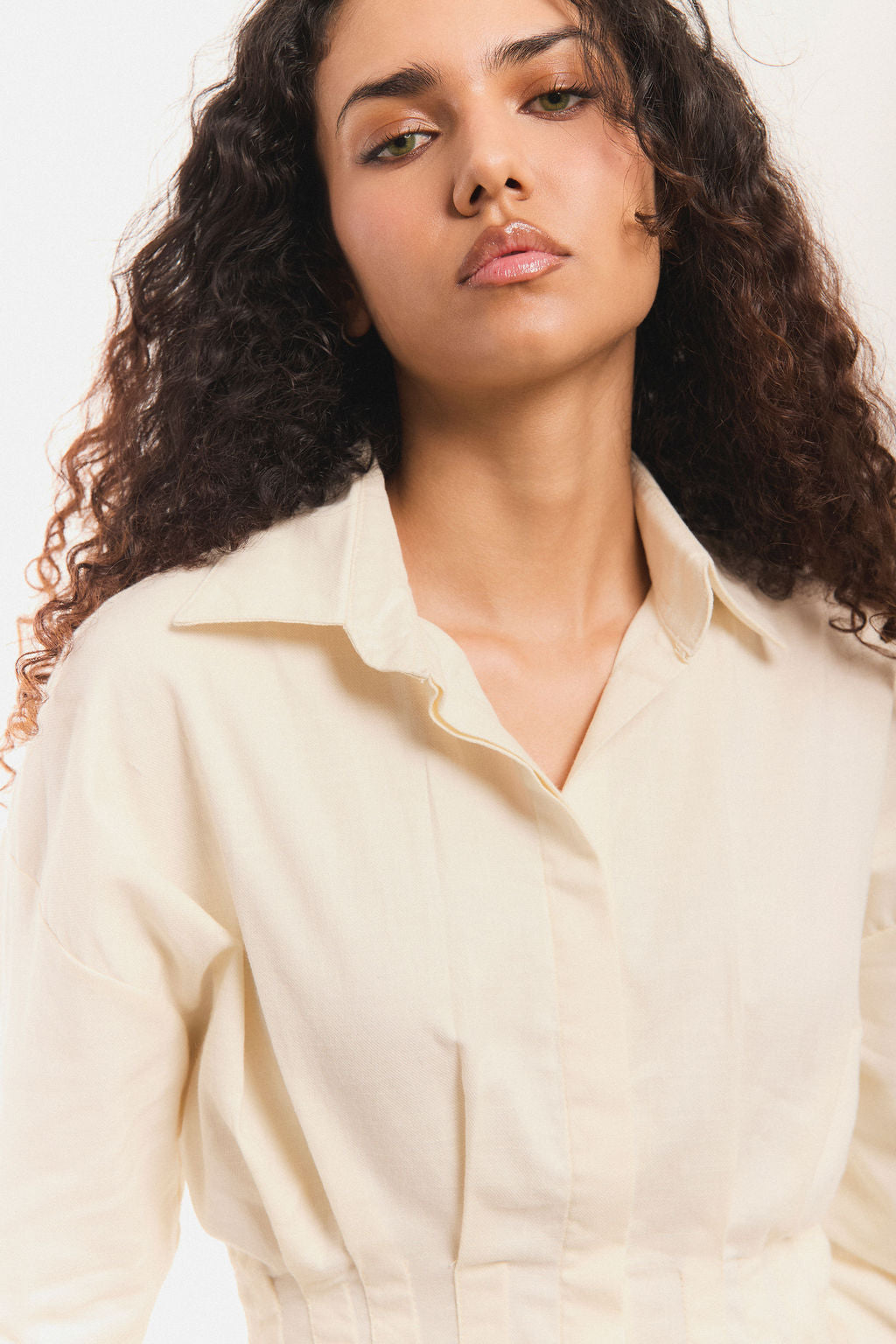 BLUSA COQUETA en marfil