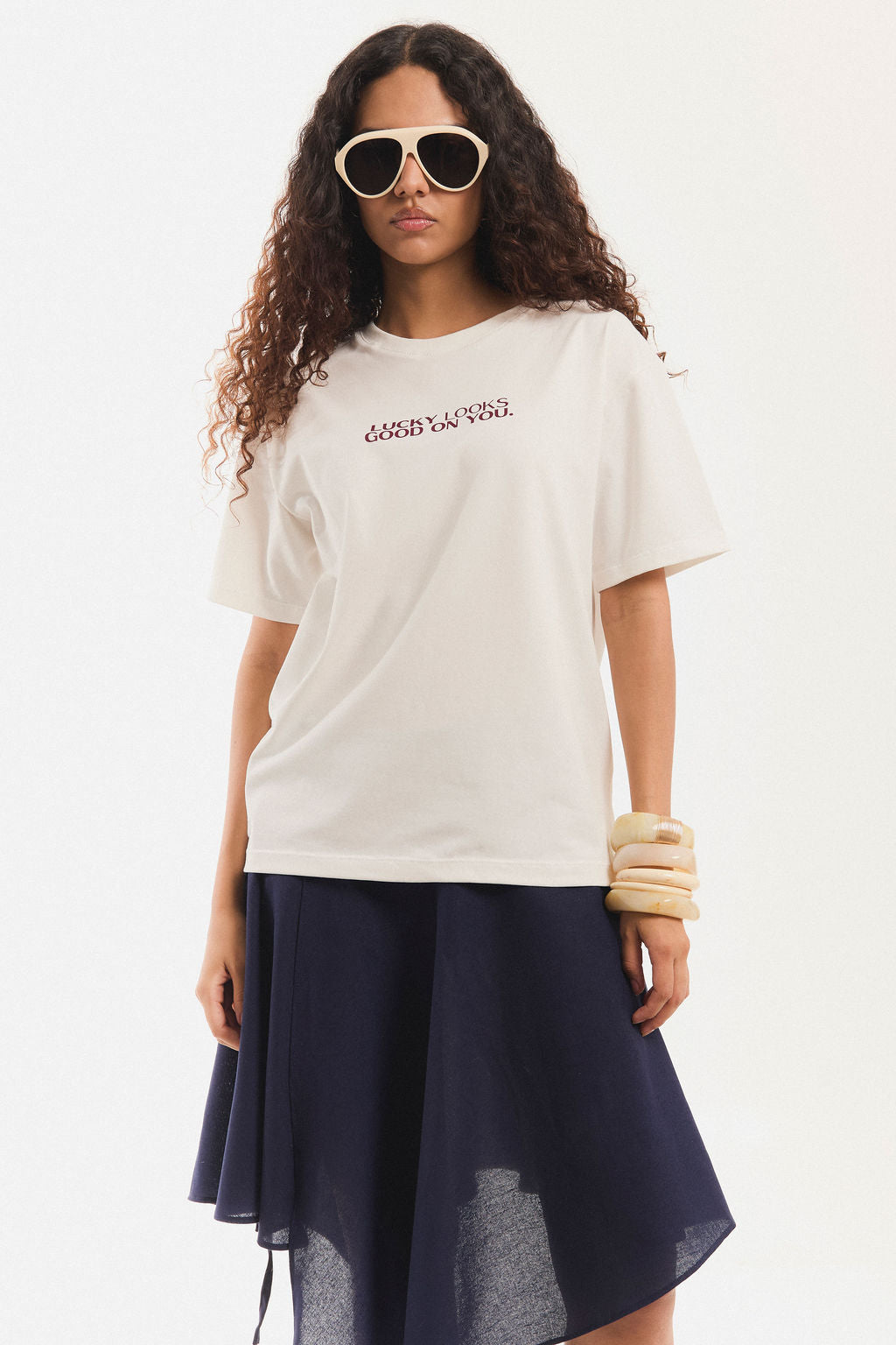 CAMISETA BUENA SUERTE en marfil